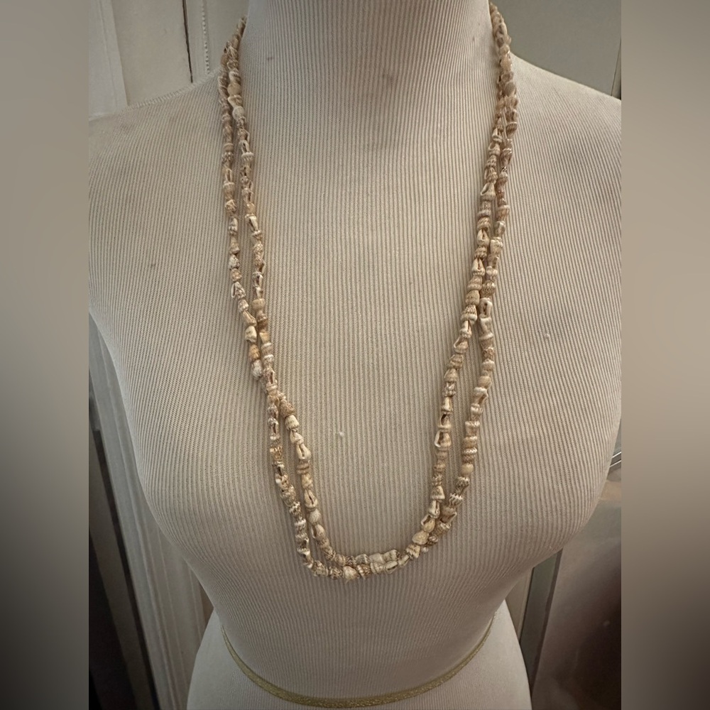 Vintage Natural Shell Beaded Necklace